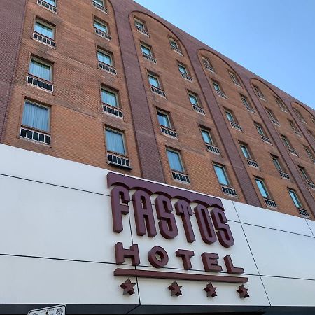 Fastos Hotel Monterrey Buitenkant foto